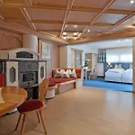 Hotel Tiroler Stuben