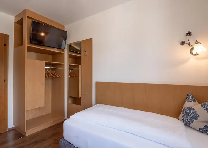 蒂罗尔斯图本酒店